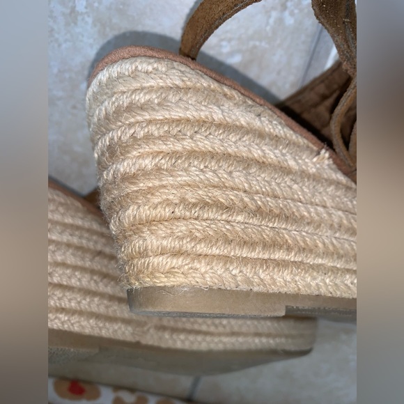 MINNETONKA suede fringe espadrille wedges women’s size 9 - Picture 11 of 17